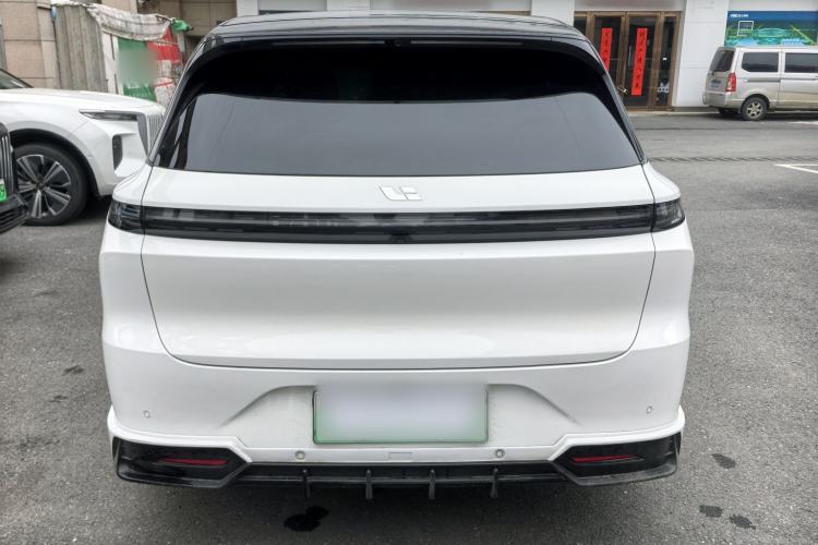 Used Li Auto L6 2024 Pro Model Exterior 4