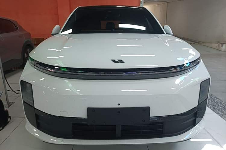 Used Li Auto L6 2024 Pro Model Front