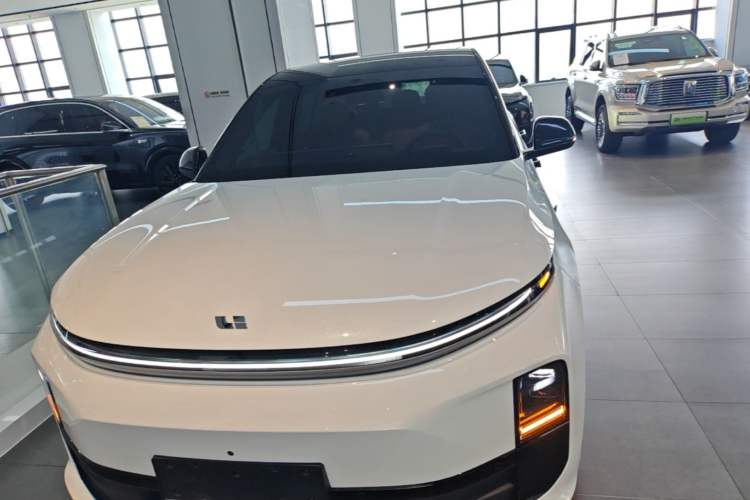 Used Li Auto L6 2024 Pro Model Front