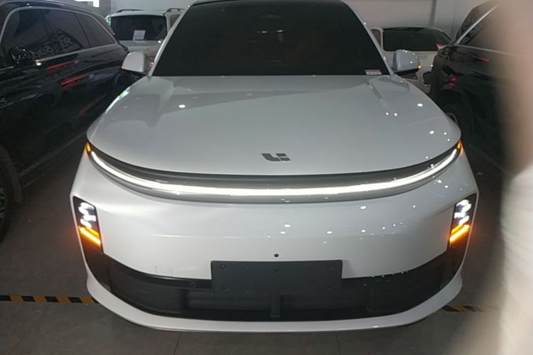 Used Li Auto L6 2024 Pro Model Front