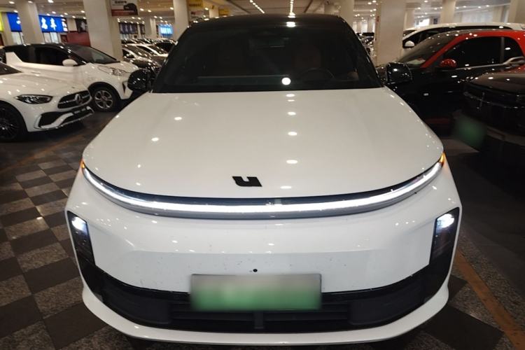 Used Li Auto L6 2024 Pro Model Front