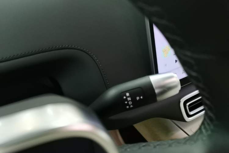 Used Li Auto L6 2024 Pro Model Gear Lever