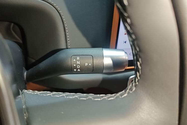 Used Li Auto L6 2024 Max Gear Lever