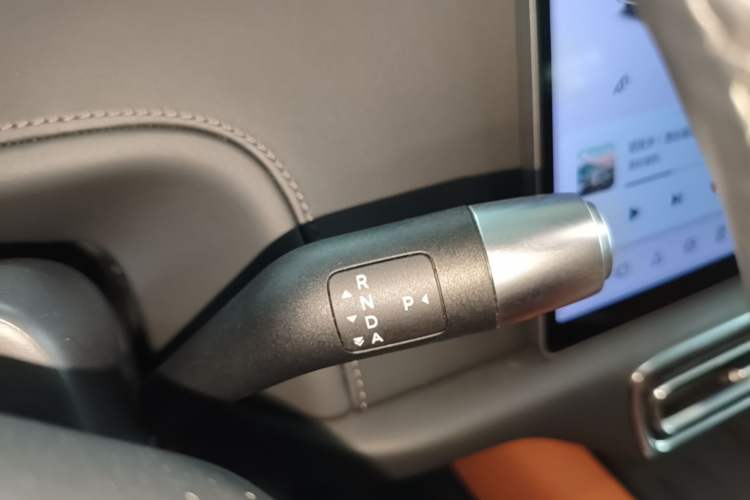 Used Li Auto L6 2024 Max Gear Lever