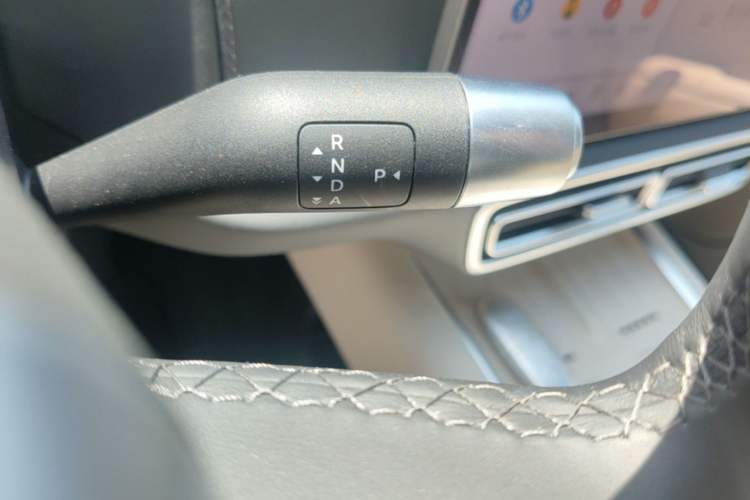 Used Li Auto L6 2024 Max Gear Lever