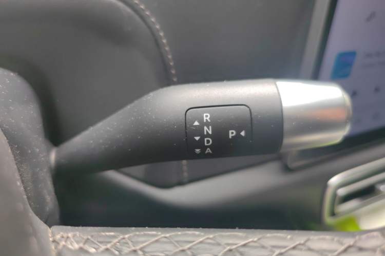 Used Li Auto L6 2024 Pro Model Gear Lever