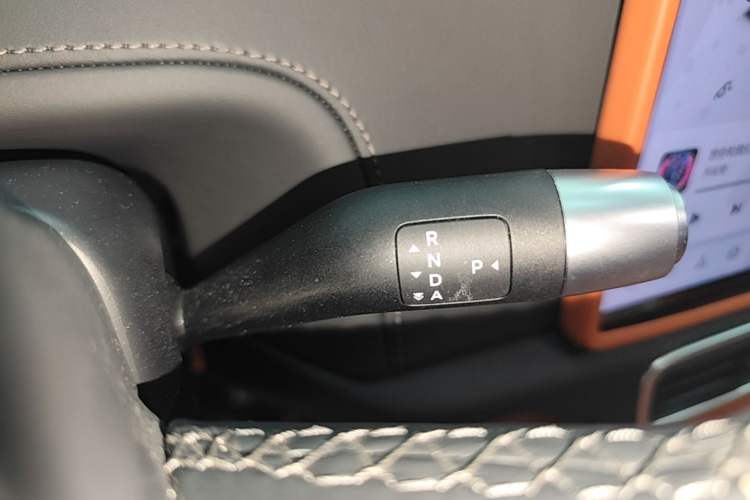 Used Li Auto L6 2024 Pro Model Gear Lever