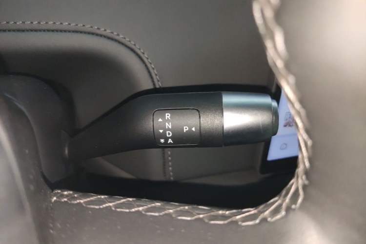 Used Li Auto L6 2024 Pro Model Gear Lever