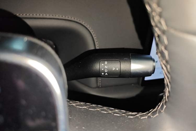 Used Li Auto L6 2024 Pro Model Gear Lever