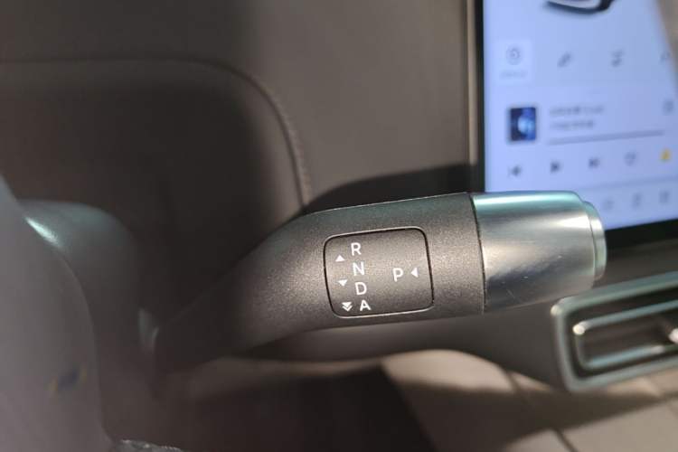 Used Li Auto L6 2024 Pro Model Gear Lever
