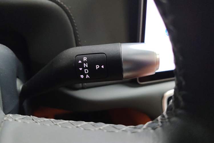 Used Li Auto L6 2024 Pro Model Gear Lever