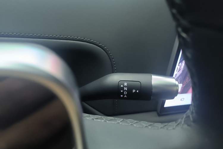 Used Li Auto L6 2024 Pro Model Gear Lever