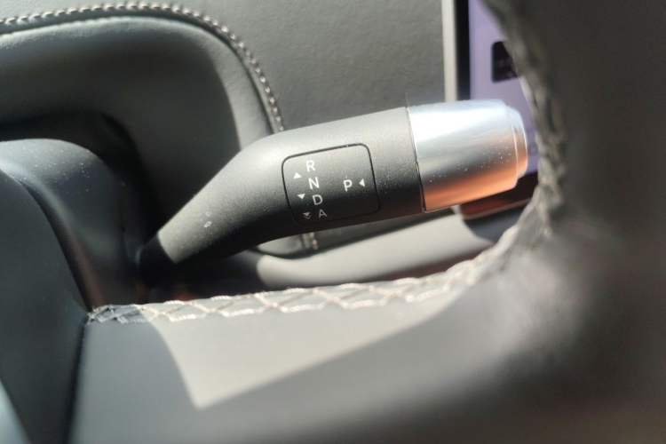 Used Li Auto L6 2024 Pro Model Gear Lever