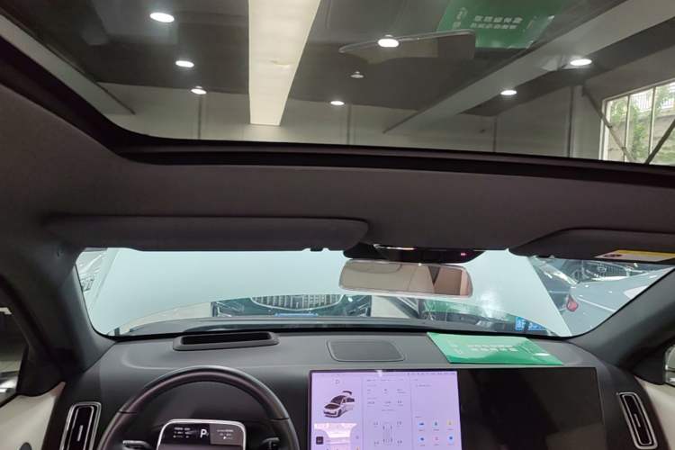 Used Li Auto L6 2024 Max Headliner