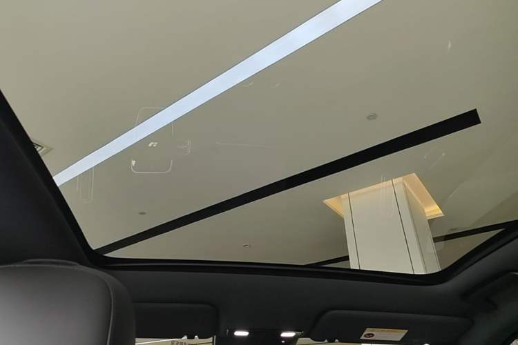 Used Li Auto L6 2024 Pro Model Headliner