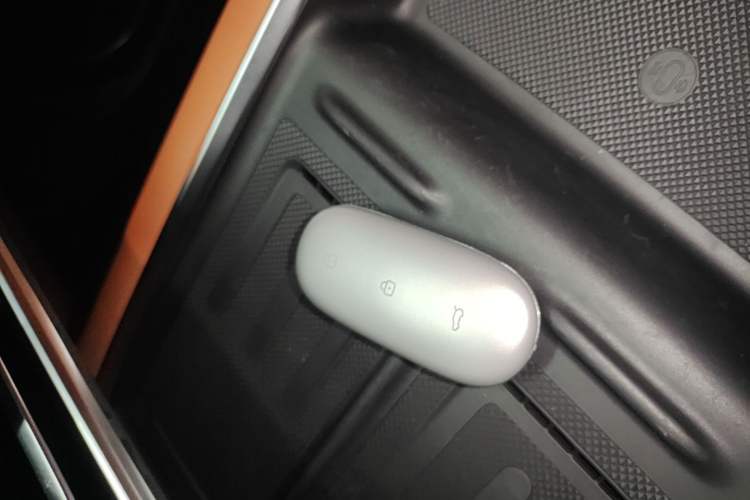 Used Li Auto L6 2024 Pro Model Interior 1