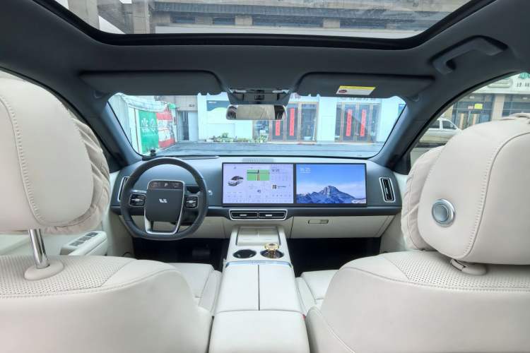 Used Li Auto L6 2024 Pro Model Interior 1