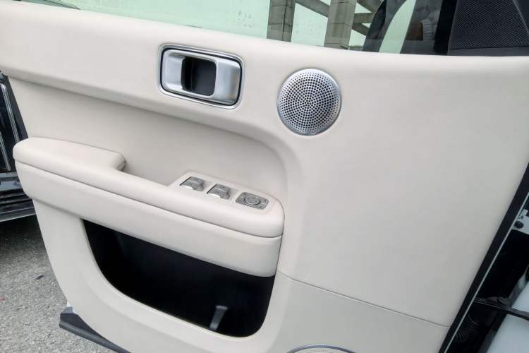 Used Li Auto L6 2024 Pro Model Interior 11