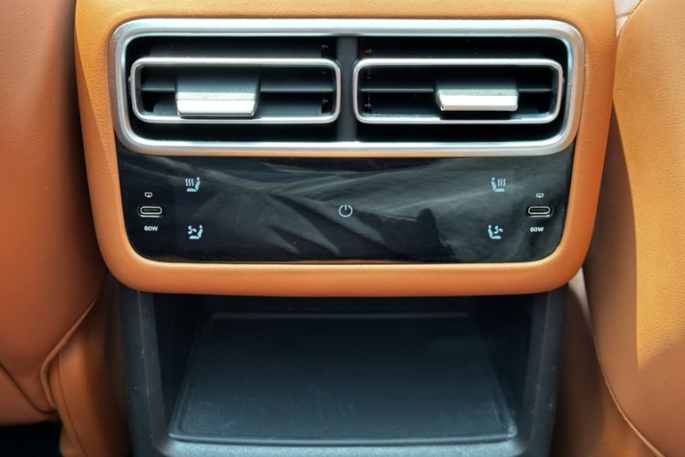 Used Li Auto L6 2024 Pro Model Interior 11
