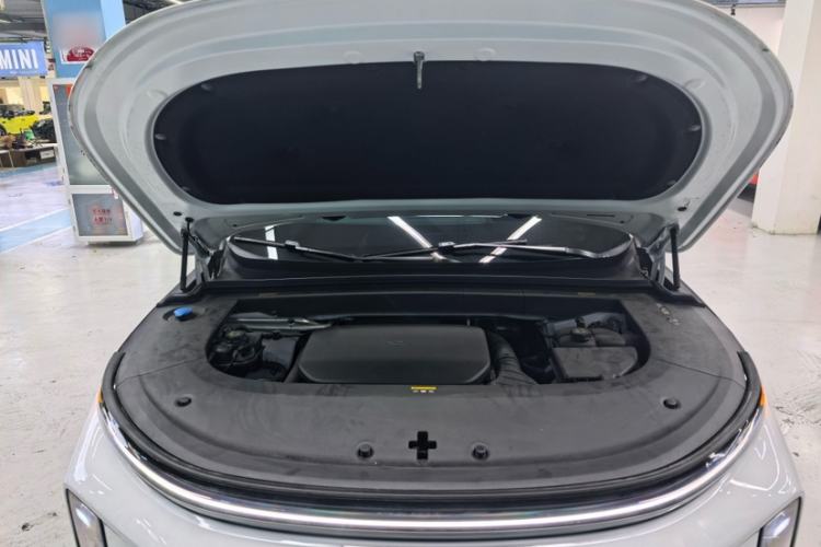 Used Li Auto L6 2024 Pro Model Interior 2