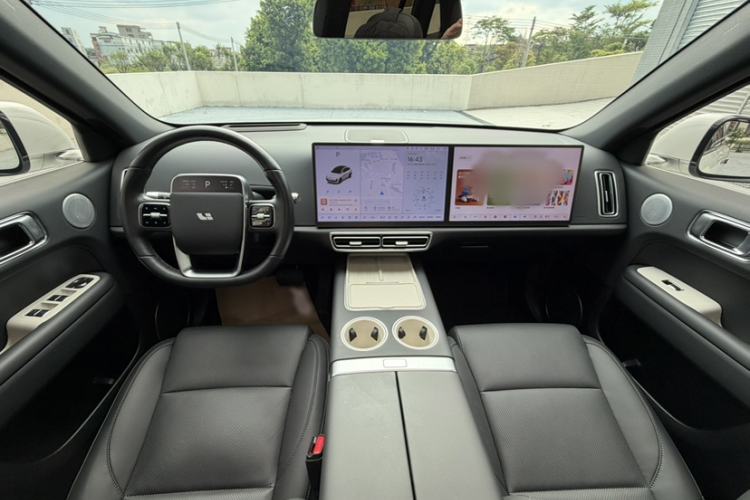 Used Li Auto L6 2024 Pro Model Interior 3