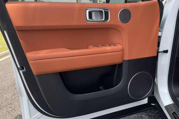 Used Li Auto L6 2024 Pro Model Interior 4