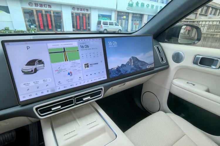 Used Li Auto L6 2024 Pro Model Interior 5