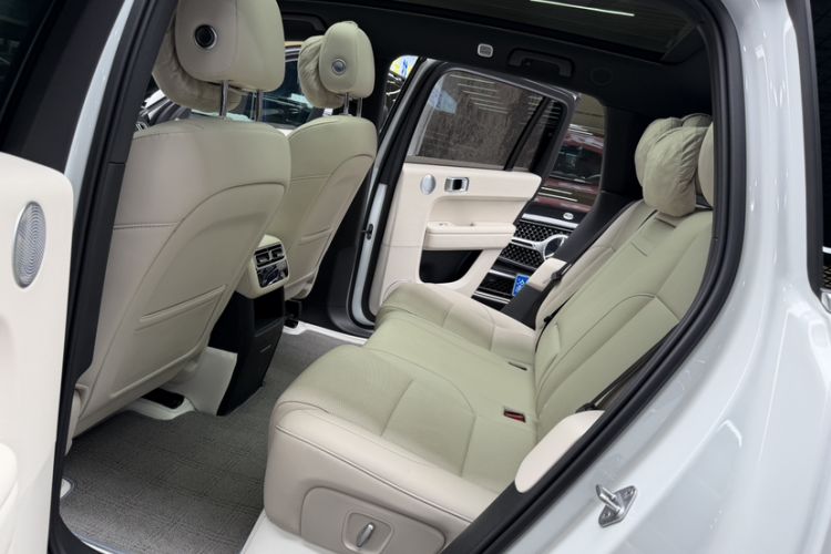 Used Li Auto L6 2024 Pro Model Interior 6