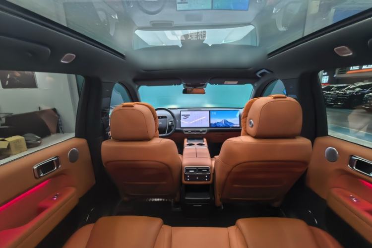 Used Li Auto L6 2024 Pro Model Interior 7
