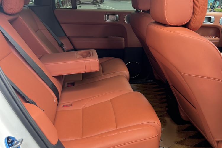 Used Li Auto L6 2024 Pro Model Interior 7