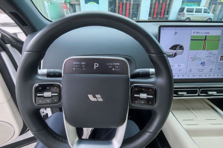 Used Li Auto L6 2024 Pro Model Interior 8