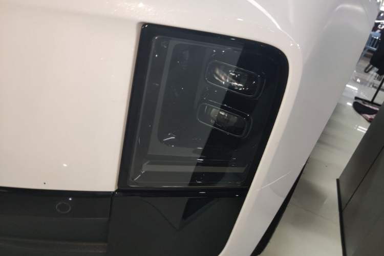 Used Li Auto L6 2024 Pro Model Left Front Headlight