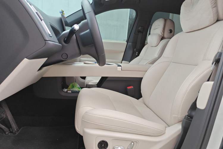 Used Li Auto L6 2024 Max Left Front Seat