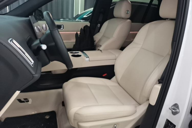 Used Li Auto L6 2024 Pro Model Left Front Seat
