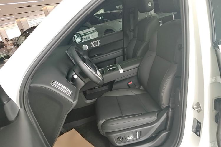 Used Li Auto L6 2024 Pro Model Left Front Seat