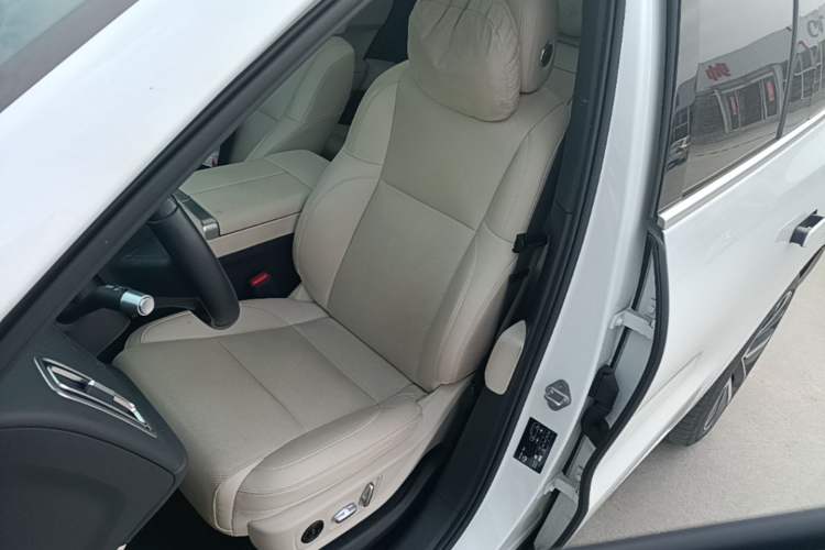 Used Li Auto L6 2024 Max Left Front Seat