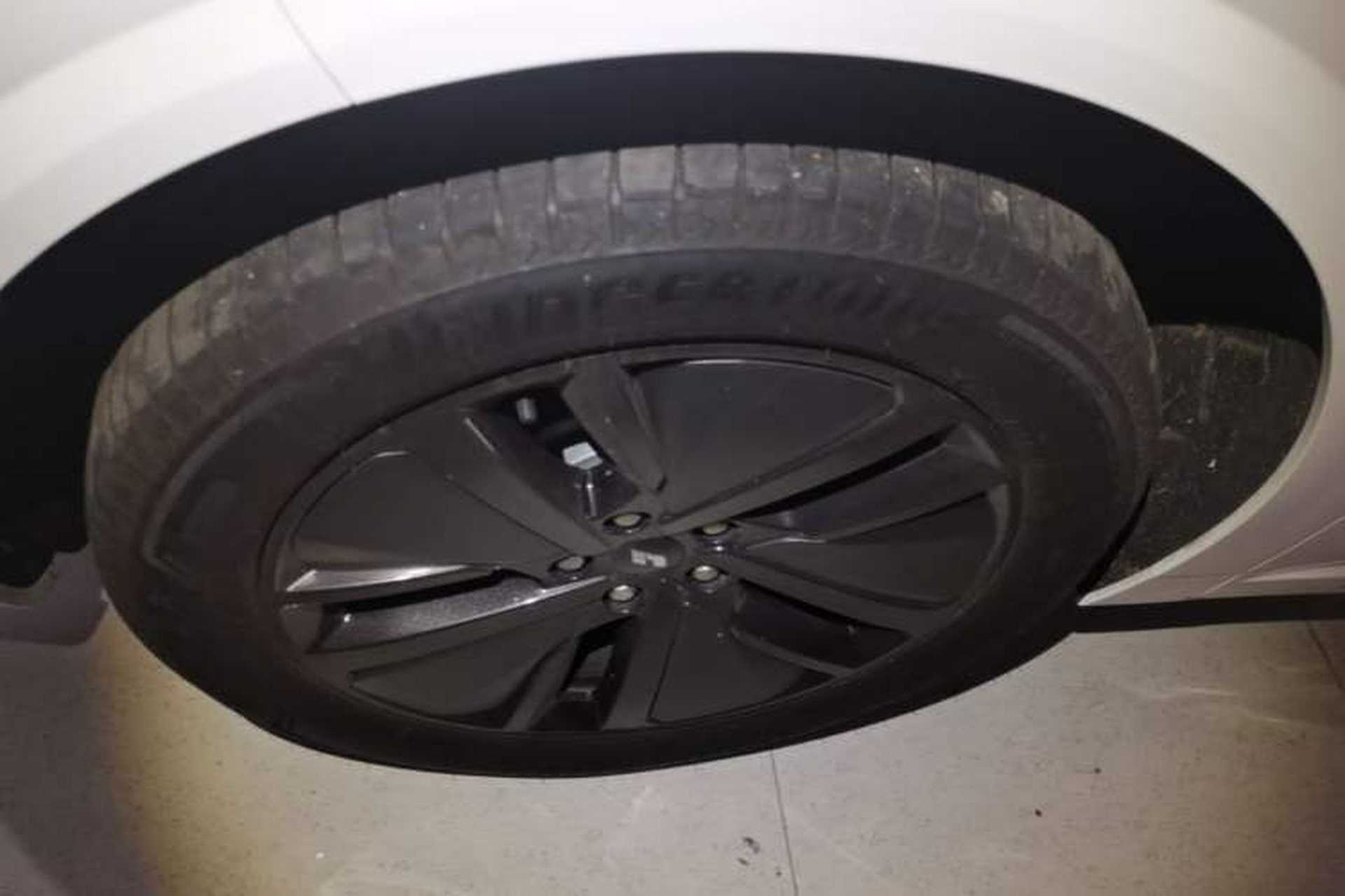 Used Li Auto L6 2024 Pro Model Left Front Wheel Hub