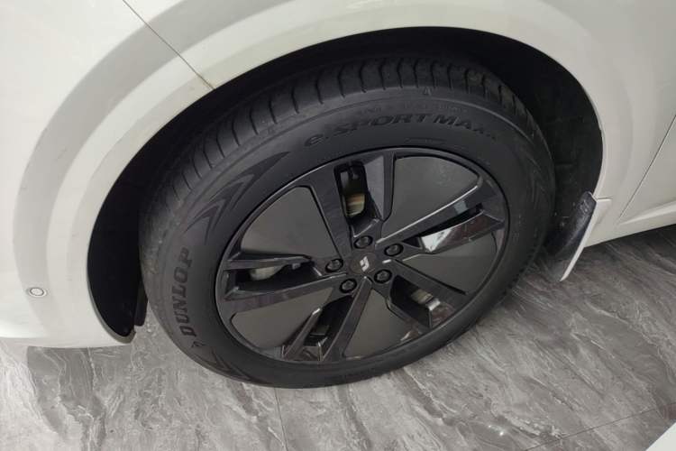 Used Li Auto L6 2024 Pro Model Left Front Wheel Hub
