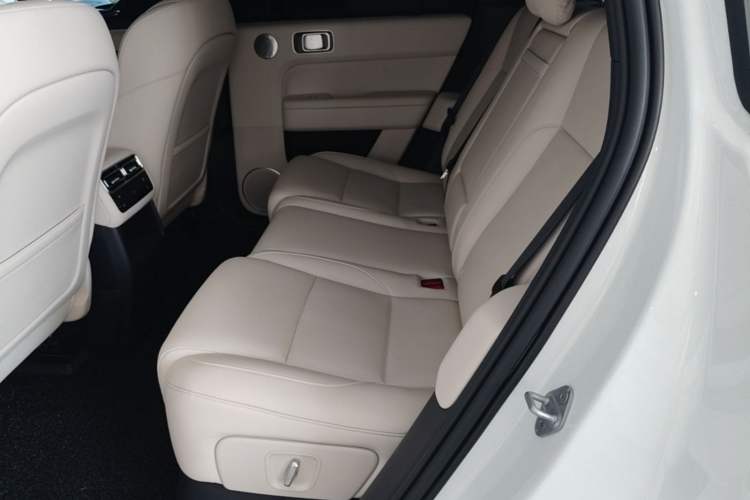 Used Li Auto L6 2024 Pro Model Left Rear Seat