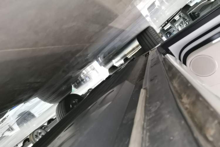 Used Li Auto L6 2024 Pro Model Left Side Sill