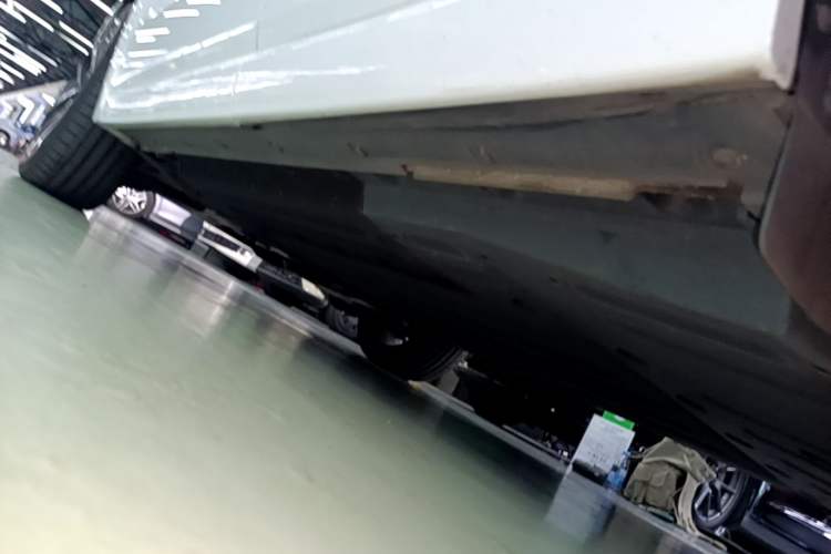 Used Li Auto L6 2024 Pro Model Left Side Sill