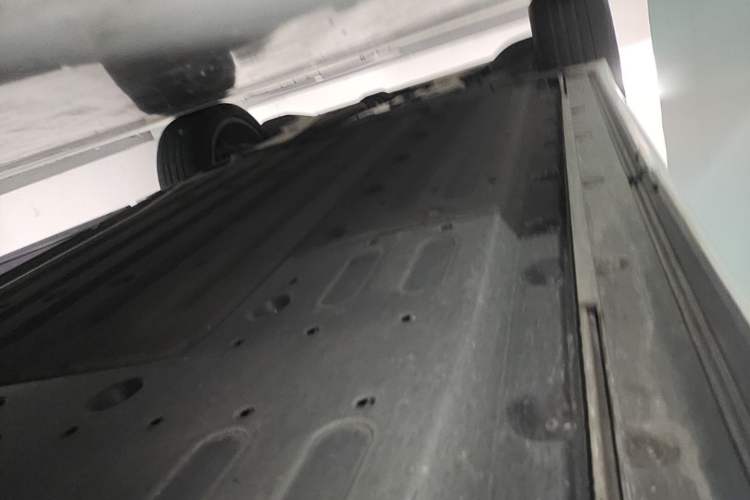 Used Li Auto L6 2024 Pro Model Left Side Sill