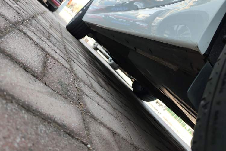 Used Li Auto L6 2024 Pro Model Left Side Sill