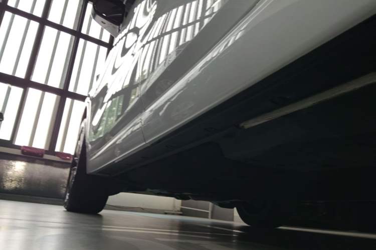 Used Li Auto L6 2024 Pro Model Left Side Sill