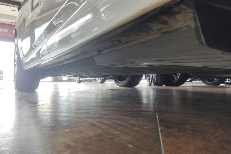 Used Li Auto L6 2024 Pro Model Left Side Sill