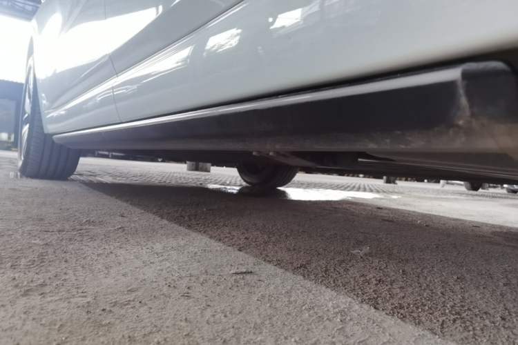 Used Li Auto L6 2024 Pro Model Left Side Sill