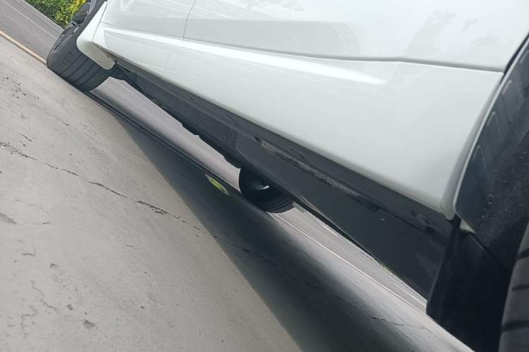 Used Li Auto L6 2024 Pro Model Left Side Sill