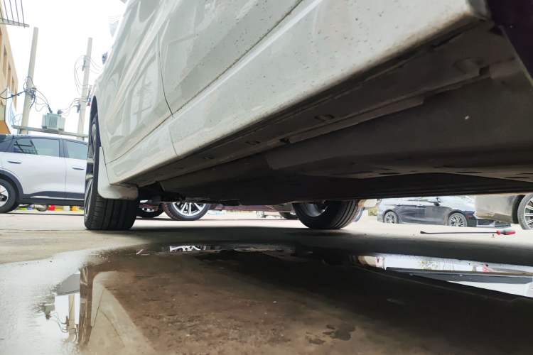 Used Li Auto L6 2024 Pro Model Left Side Sill