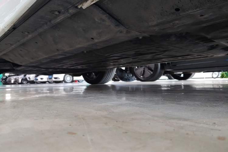 Used Li Auto L6 2024 Pro Model Left Side Sill