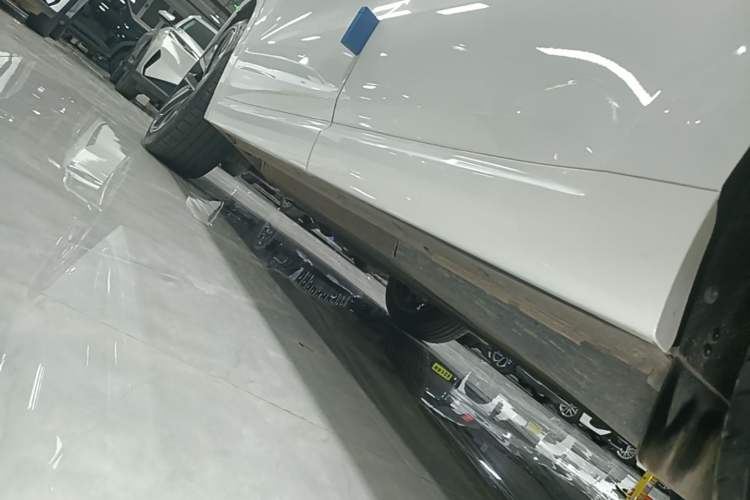 Used Li Auto L6 2024 Pro Model Left Side Sill